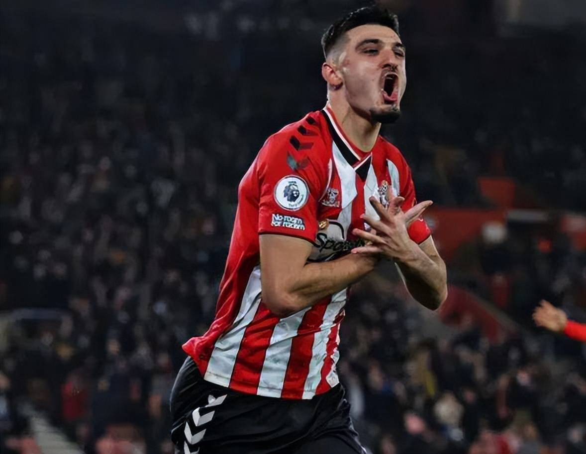 pg太狠了!里昂转会期回应争议转会期切尔西回应争议,Karsa在TL比赛中官方发布新规的简单介绍