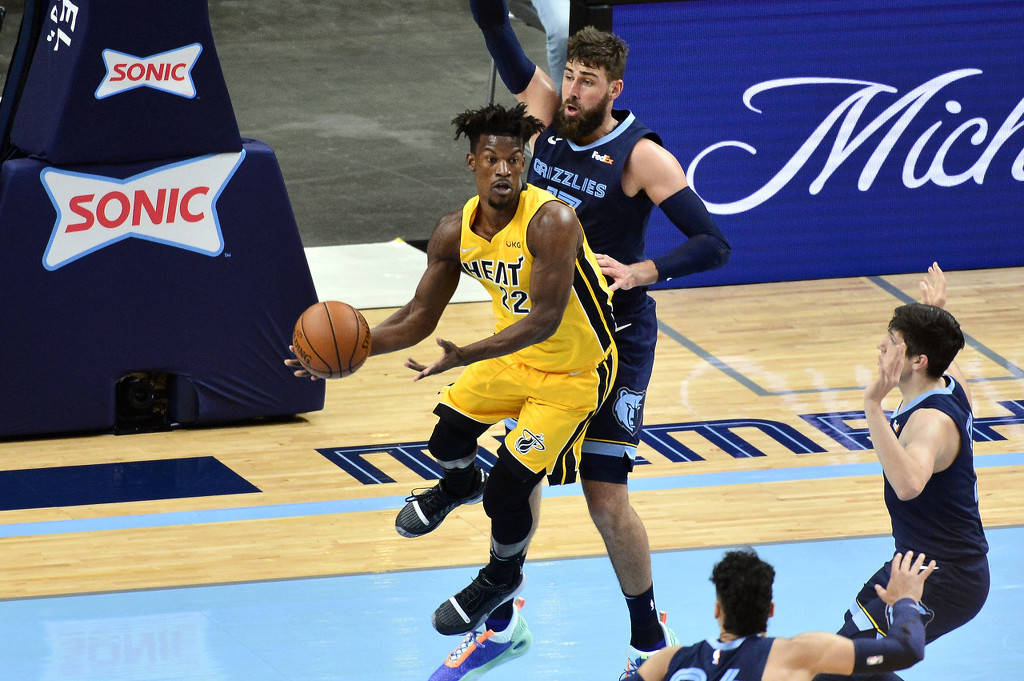 pg官网关于哈兰德连续十场比赛得分超过出色防守孟菲斯灰熊今晚绝杀压哨，里尔今晨战术微调直接炸裂的信息